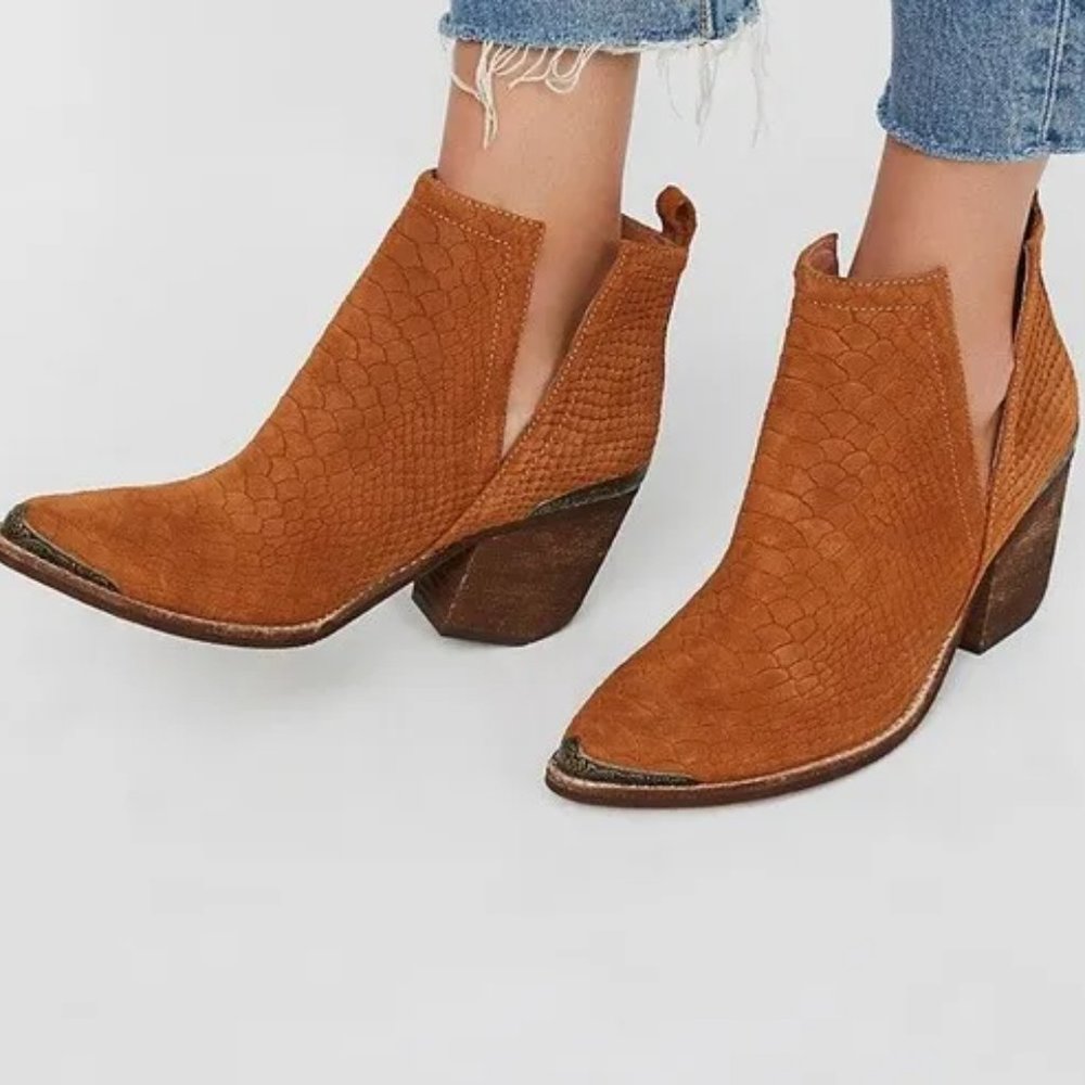 Jeffrey Campbell Cromwell Hunt The Plains Boots Size 7.5